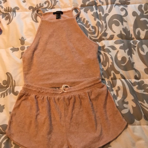 Matching set - Picture 3 of 3